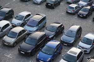 Concessionari auto – Semplificata la procedura per l’interruzione dall’obbligo di pagamento della tassa auto sui veicoli acquisiti per la rivendita